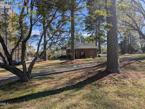 Exterior - 724 Brewer Cir, Wake Forest, NC 27587 photo 3 of 12