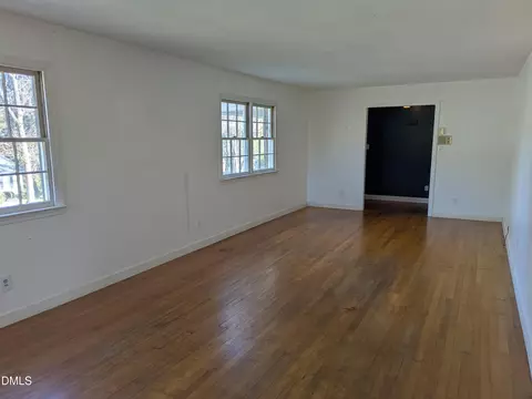 Living - 724 Brewer Cir, Wake Forest, NC 27587 photo 3 of 4