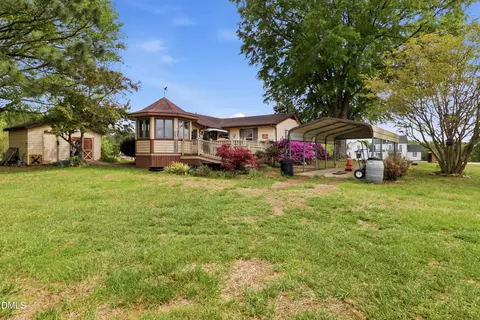 Exterior - 384 Lynch Rd, Selma, NC 27576 photo 3 of 7