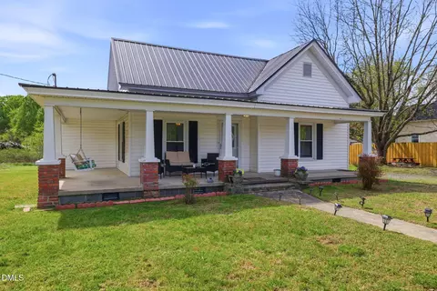 203 Sunset St, Stem, NC 27581