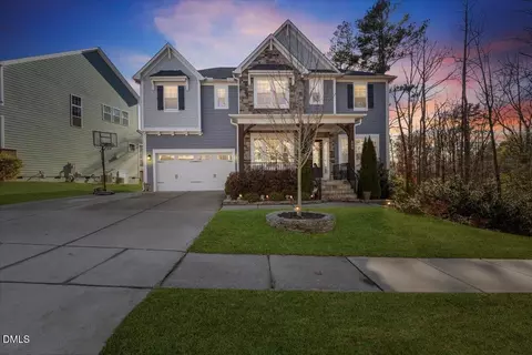 309 Mystic Pine Pl #309, Apex, NC 27539