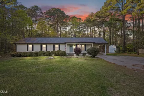 224 Highland Dr, Lillington, NC 27546