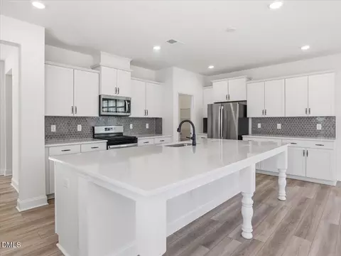 Kitchen - 2004 Cross Bones Blvd, Durham, NC 27703 photo 3 of 7