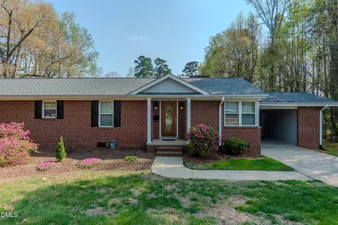 2012 S Mebane St #104, Burlington, NC 27215