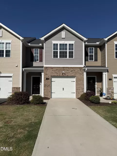 1703 Gracie Ln, Carthage, NC 28327