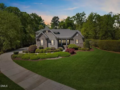 417 Laurel Knoll Dr, Pittsboro, NC 27312
