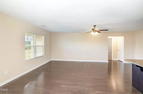 Living - 87 Cedar Lake Ln, Clinton, NC 28328 photo 2 of 3