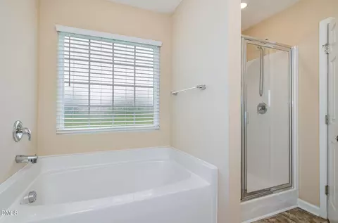 Bath - 87 Cedar Lake Ln, Clinton, NC 28328 photo 2 of 3