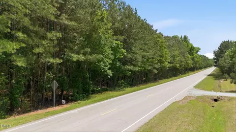 6901 Us Hwy 701 S, Four Oaks, NC 27524