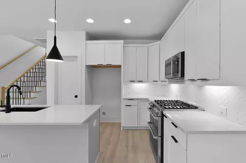 Kitchen - 140 End Ave, Durham, NC 27703 photo 1 of 5