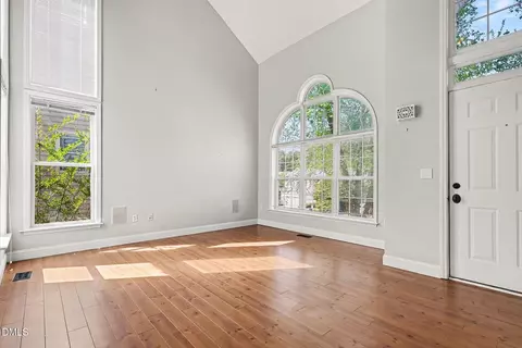 Living - 710 Midsummer Ln, Apex, NC 27502 photo 2 of 5