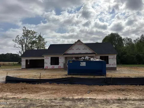 5 S Movado Trl, Kenly, NC 27542