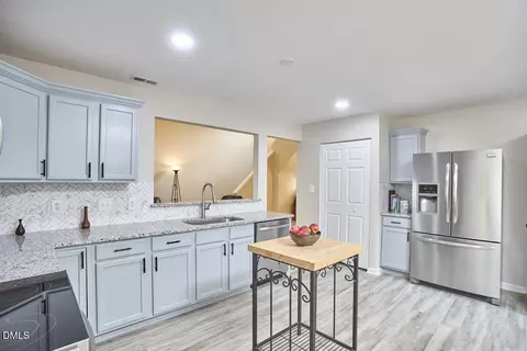 Kitchen - 2912 Forrestal Dr, Durham, NC 27703 photo 4 of 5