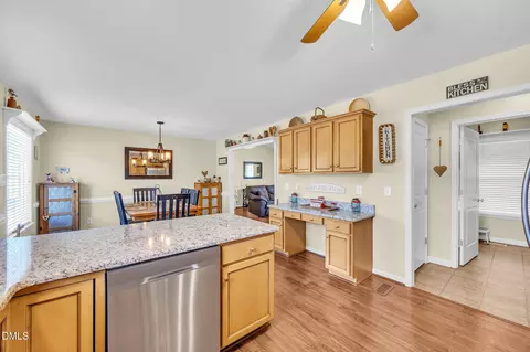Kitchen - 59 Long Grass Dr, Smithfield, NC 27577 photo 5 of 5