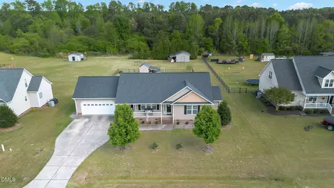View/Area - 59 Long Grass Dr, Smithfield, NC 27577 photo 2 of 5