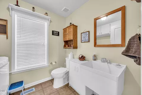 Bath - 59 Long Grass Dr, Smithfield, NC 27577 photo 1 of 4