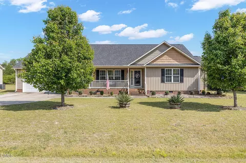 59 Long Grass Dr, Smithfield, NC 27577 photo 2