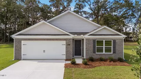 219 Wood St, La Grange, NC 28551