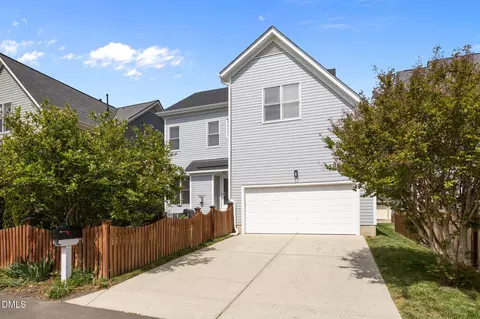 Exterior - 110 Bridgegate Dr, Cary, NC 27519 photo 10 of 16