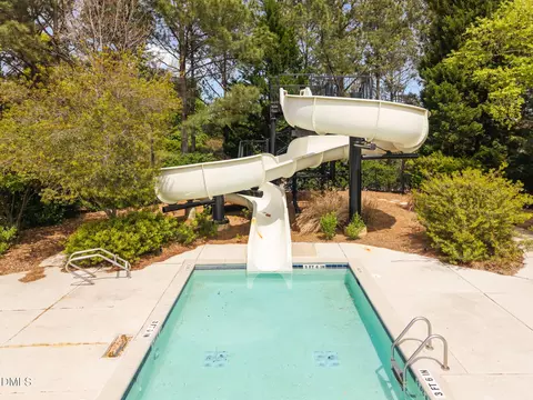 Exterior - 110 Bridgegate Dr, Cary, NC 27519 photo 14 of 16