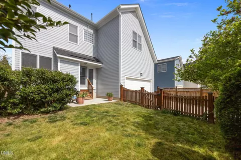 Exterior - 110 Bridgegate Dr, Cary, NC 27519 photo 9 of 16