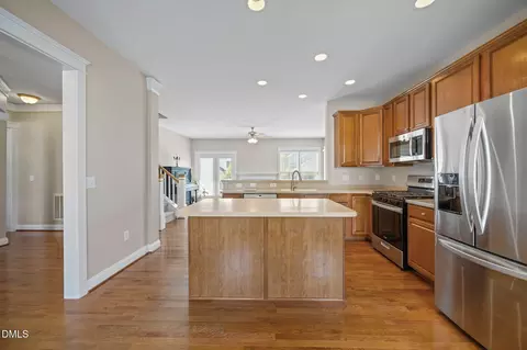 Kitchen - 110 Bridgegate Dr, Cary, NC 27519 photo 2 of 6