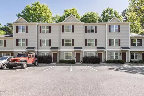 37 Red Ln, Raleigh, NC 27606