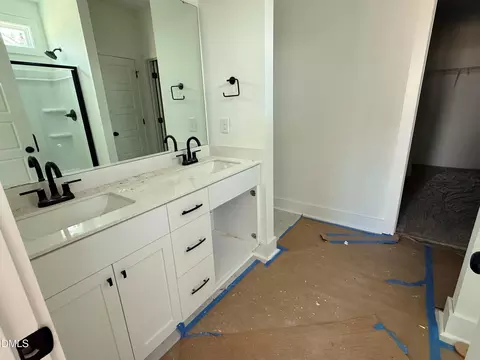 Bath - 16 Loganberry Ave, Bunnlevel, NC 28323 photo 2 of 4