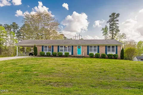 2732 Nutbush Rd, Henderson, NC 27537