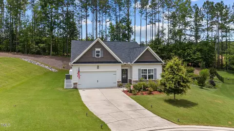 59 Winfield Manor Ct, Clayton, NC 27527
