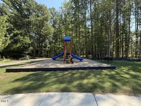 5401 Running Fox Ln, Durham, NC 27703 photo 19