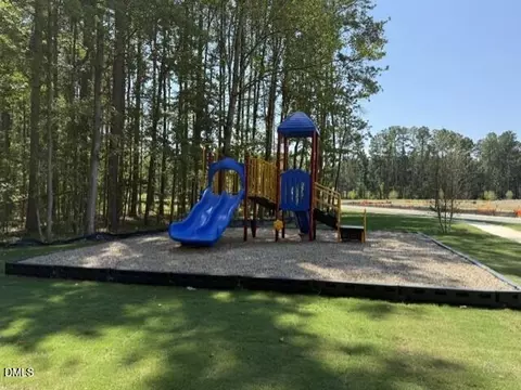 5401 Running Fox Ln, Durham, NC 27703 photo 18