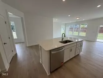 5401 Running Fox Ln, Durham, NC 27703 photo 4