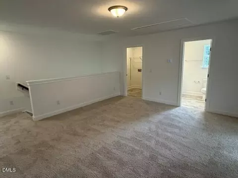 5401 Running Fox Ln, Durham, NC 27703 photo 9