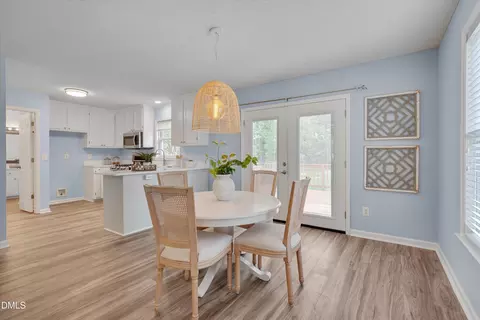 Dining - 110 Edgewood Dr, Durham, NC 27704 photo 1 of 2