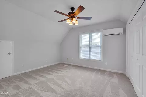 Bedroom - 110 Edgewood Dr, Durham, NC 27704 photo 3 of 4