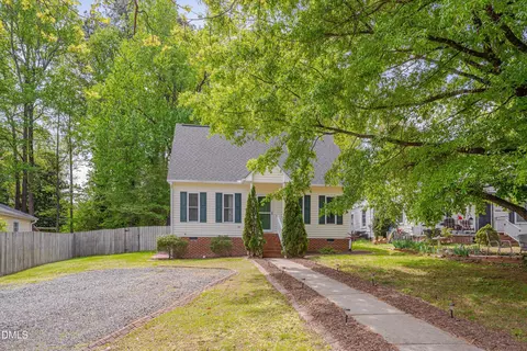 Exterior - 110 Edgewood Dr, Durham, NC 27704 photo 6 of 6