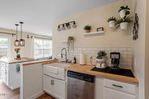 Kitchen - 205 Battery Way, Bunnlevel, NC 28323 photo 4 of 7