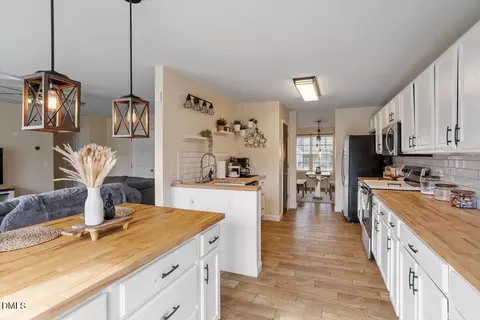 Kitchen - 205 Battery Way, Bunnlevel, NC 28323 photo 3 of 7