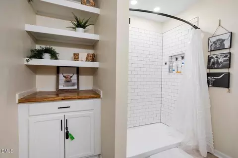 Bath - 205 Battery Way, Bunnlevel, NC 28323 photo 4 of 5