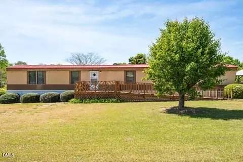 13716 Belinda Dr, Willow Springs, NC 27592