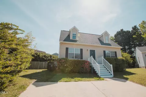 708 Aladdin Cir, Apex, NC 27502