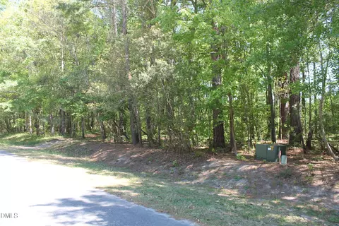 375 Quail Rd, Smithfield, NC 27577 photo 3