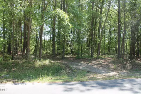 375 Quail Rd, Smithfield, NC 27577 photo 2