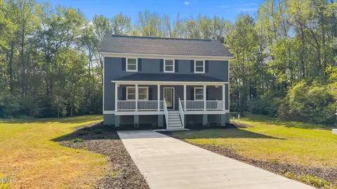 1605 Bobwhite Ln, Rocky Mount, NC 27804