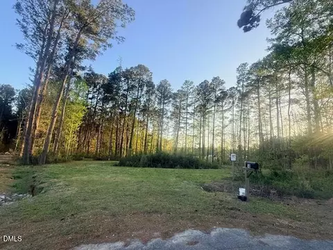 50 Settlers Pl, Clayton, NC 27520