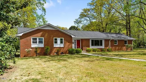 2805 Amherst Ave, Burlington, NC 27215