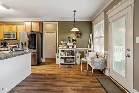 Entry Way - 118 Victory Cir, Willow Spring, NC 27592 photo 2 of 3