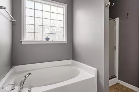 Bath - 118 Victory Cir, Willow Spring, NC 27592 photo 2 of 4