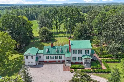 206 Shaver Rd, Macon, NC 27551